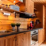 Ruka Snowcastle - Lovely Cottage, Great Location 公寓